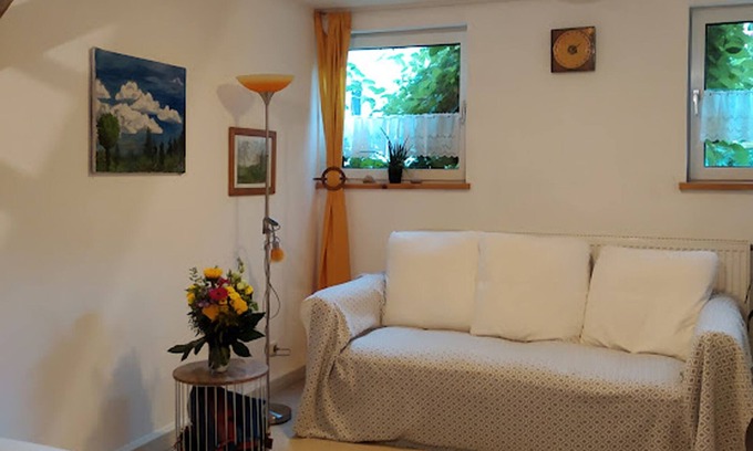 Neudrossenfeld Apartamento | Amplia casa de vacaciones en Red Main, wifi gratis