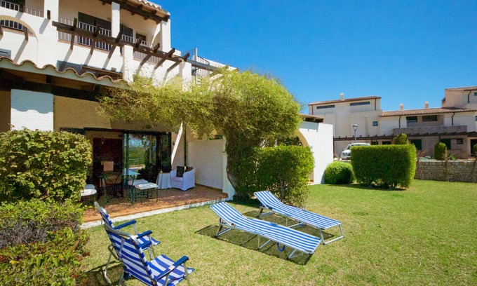 El Perello Casa | GERANIO LES OLIVERES