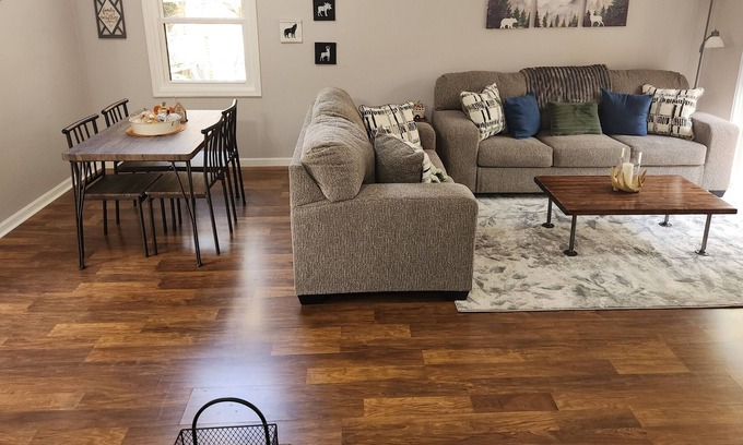Ozone Condominio | Get away from it all at the Tranquil Mountain Escape 🏞 Newly Remodeled