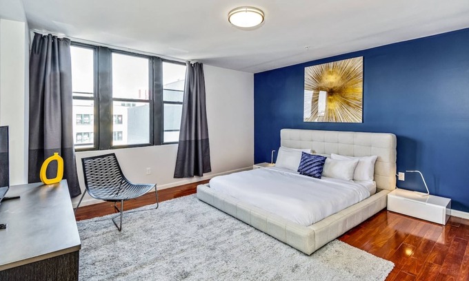 Chinatown Apartamento | Get Into Travel in Style in This 2BD Apartment