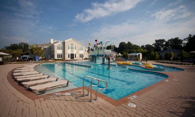 Williamsburg Complejo | Getaway Beautiful Resort with Full Amenities - 2 Bedroom