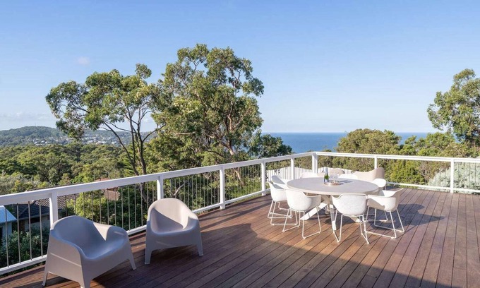 Macmasters Beach Casa | Getawayz NSW - 'Aarini Cottage' - 600m to stunning MacMasters Beach, Coastal Walks & Cafes