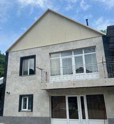 Kaputan Casa | Geti dzor Guesthouse