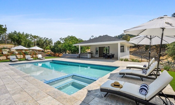 Geyserville Casa | Geyserville Luxury Wine Country Estate