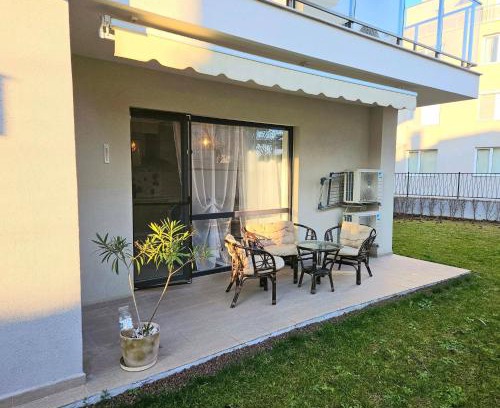 Chernomorets Apartamento | GG Garden Deluxe