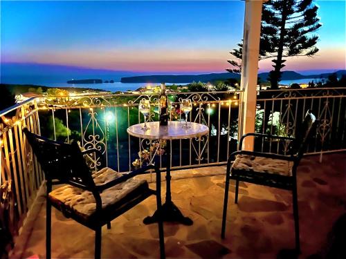 Pylos Casa | Gianna's Guesthouse & Cave Studio