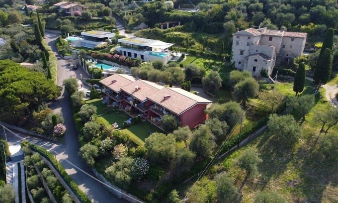 Frader Apartamento | Gianni with 3 bedrooms with balcony and lake view