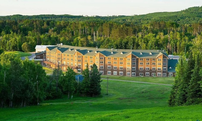 Biwabik Condominio | Giants Ridge Retreat / Ski Bike Golf