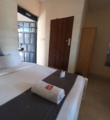 Western Province Cama Y Desayuno | GIFTY BnB