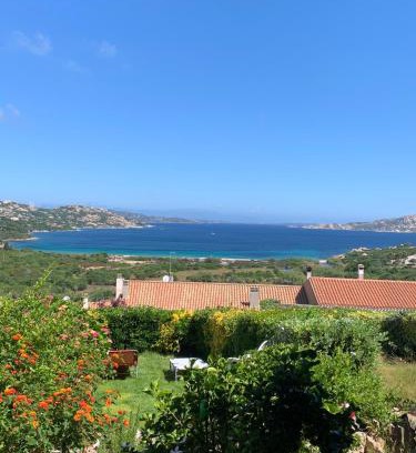 Palau Casa | Ginevra SurfHouse