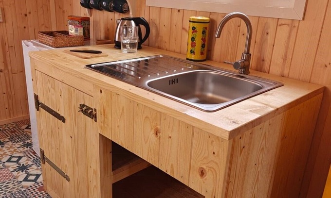Bergeijk Cabina | Gipsy wagon 2pers at camping Lindershoeve Bergeijk where tranquility and nature come together