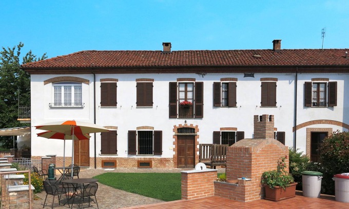 Cossombrato Apartamento | Girasole by Interhome