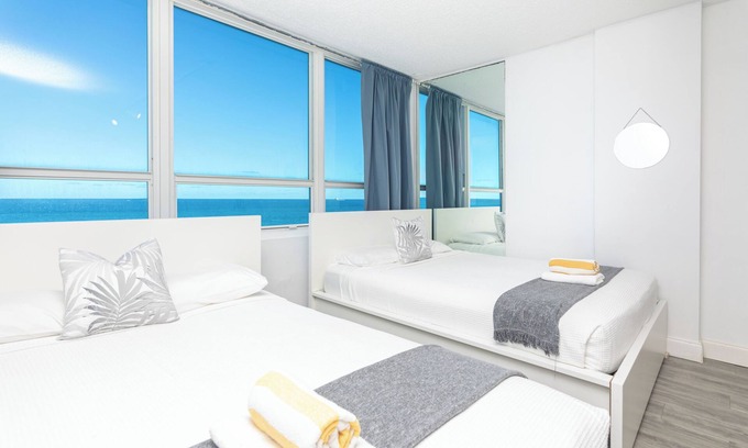 Mid Beach Hotel | Girasole Suites