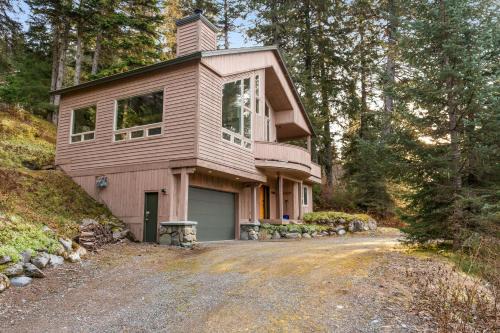 Alyeska Casa | Girdwood Mountain Chateau