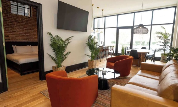 Lower Garden District Hotel | Gisele Hotel; 4 Bedroom Suites