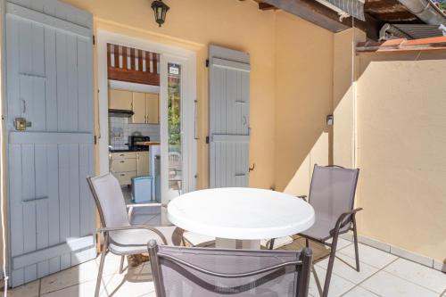 Reynes Casa | Gite 4 entre 2 et 4 personnes