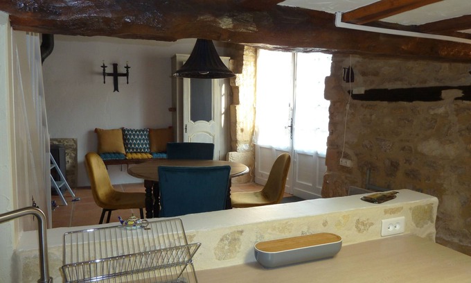 Gourdon Casa | Gite 5 minutes from a leisure center in Gourdon (Lot) in a stone house