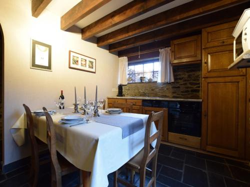 Tavigny Casa | Gite at the Calm way in the Center, cleaning included