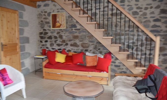 Aydat Cabaña | Gîte Aydat les Prades in the Parc des Volcans