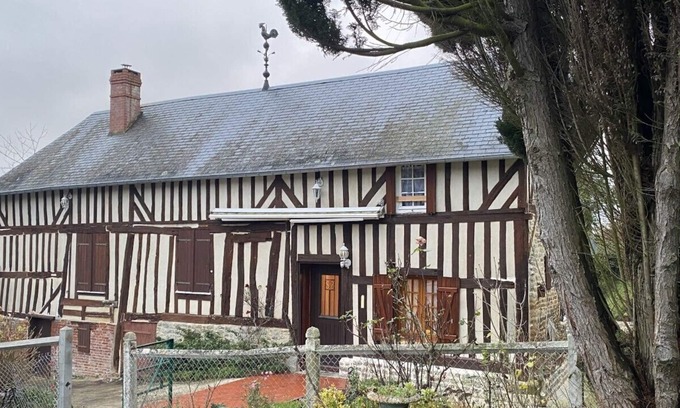 Fresnay-le-Samson Casa | GITE CLOSE TO THE VILLAGE OF CAMEMBERT