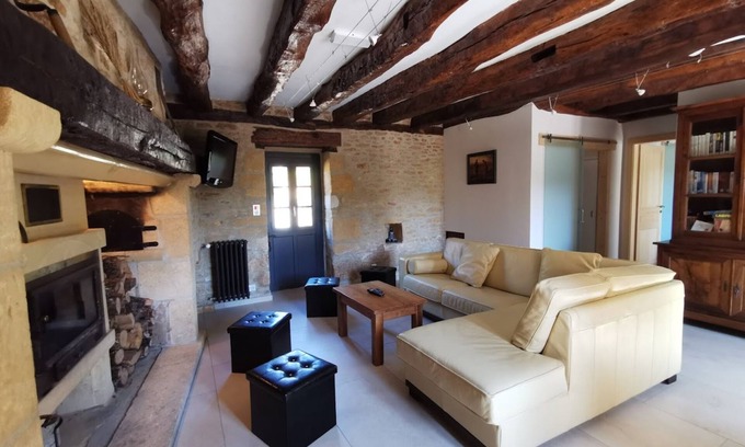 Saint-Amand-de-Coly Cabaña | Casa rural Coly-Saint-Amand, 4 dormitorios, 8 personas