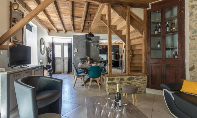 Chaum Casa | gite cosy et moderne au coeur des pyrénées