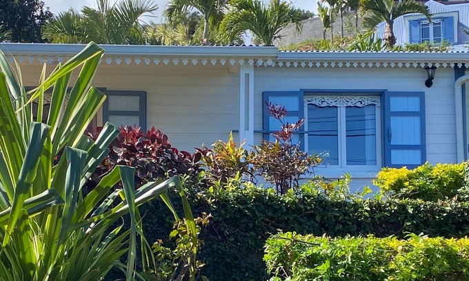 Grande Anse Cabaña | Gîte Créoline 4* con piscina, aire acondicionado y estacionamiento cerca de la playa