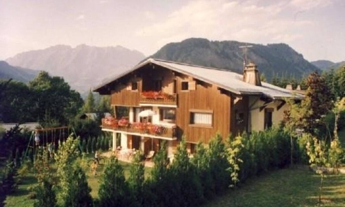 Notre-Dame-de-Bellecombe Chalet De Esquí | Gite de France clasificado **** en chalet Savoyard, con vista, AL PIE DE LAS PISTAS
