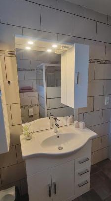 Saint-Martin-de-Valgalgues Apartamento | Gite du micocoulier