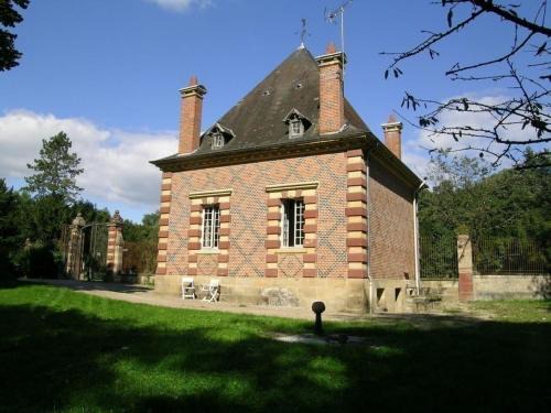 Trevol Casa | Gite de charme avec jardin privatif, WiFi et barbecue, à proximité du Château d'Avrilly - FR-1-489-223