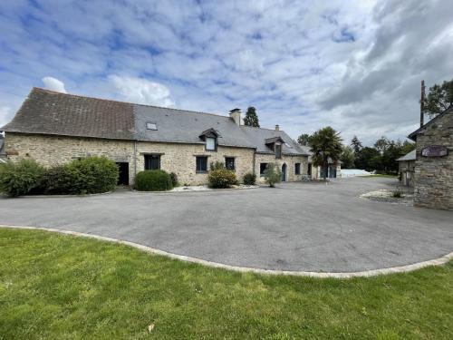 La Celle-sous-Gouzon Casa | GITE De LA VALLEE DE GUERA