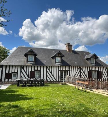 Guerquesalles Casa | Gite De Malvoue