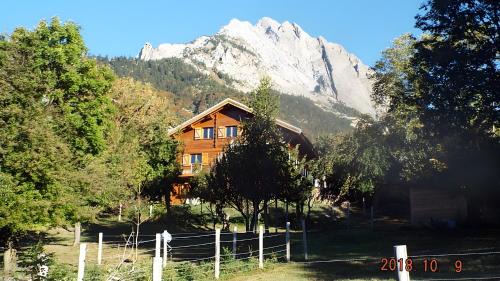 Saint-Martin-de-la-Porte Casa | Gite Du Chalet Barnabas Relais
