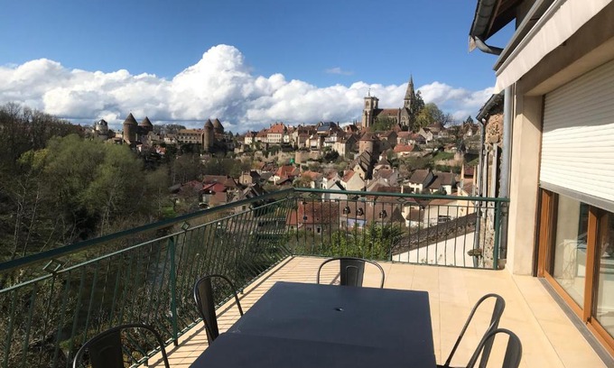 Semur-en-Auxois Casa | gite du viaduc