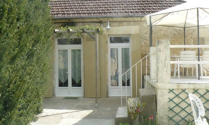 Les Eyzies Cabaña | Gîte-Familiar-Baño con ducha-Vista al Jardín