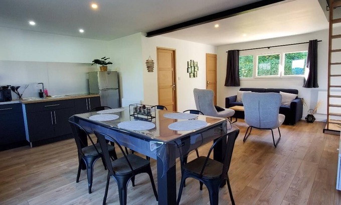Senneville-sur-Fecamp Casa | Gite Fécamp with billiard table, parking - jacuzzi from June to September included