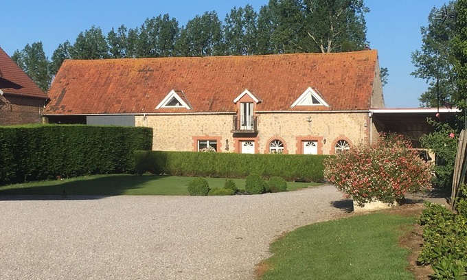 Belle-et-Houllefort Casa | ALQUILER PARA 19 PERSONAS EN EL CORAZÓN DE UNA GRANJA PEDAGÓGICA