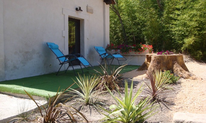 Saint-Gilles Chalet De Esquí | casa de campo en la pequeña Camarga a orillas del Petit Rhone para el descanso y la tranquilidad