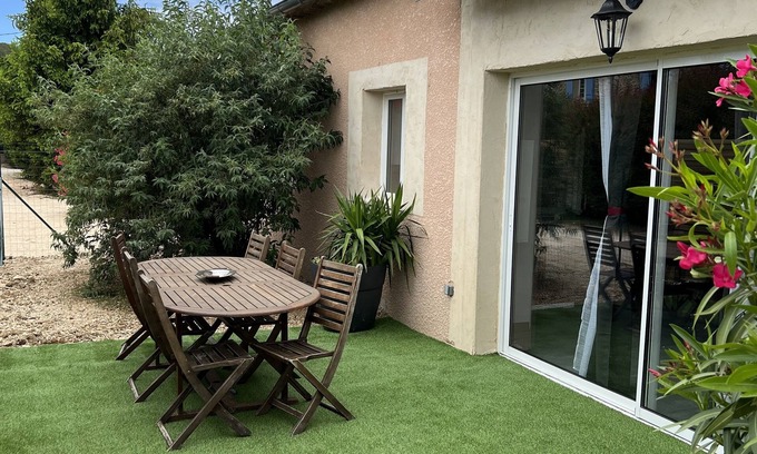 Cavillargues Casa | Gite in the countryside 15 minutes from uzès