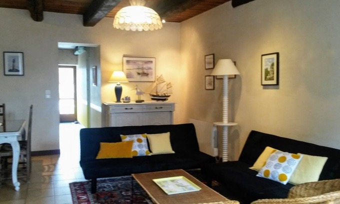Pleudihen-sur-Rance Casa | Casa rural en una casa de campo típica a orillas del Rance