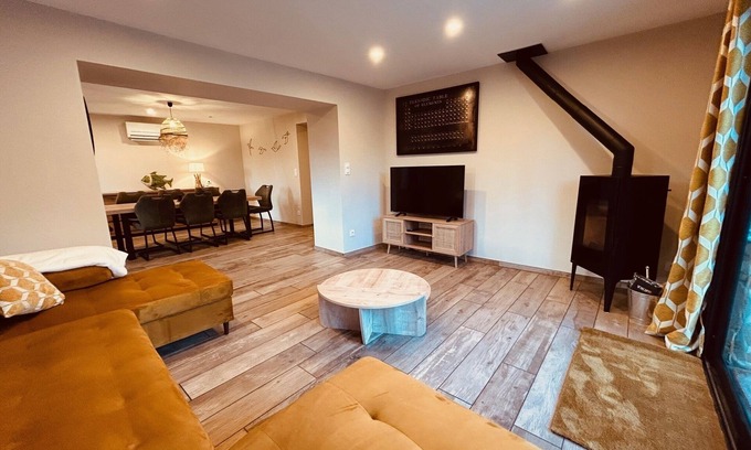Montolieu Casa | Gite la Maison du Vigneron with 4 bedrooms