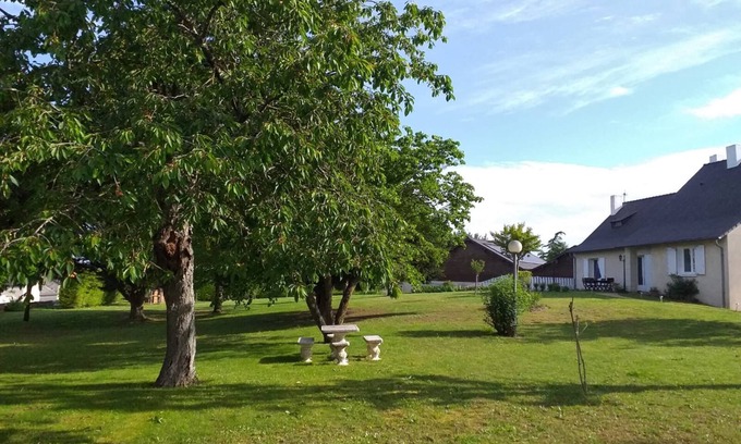 Breze Casa | Gite le Clos Ferré SWIMMING POOL TENNIS