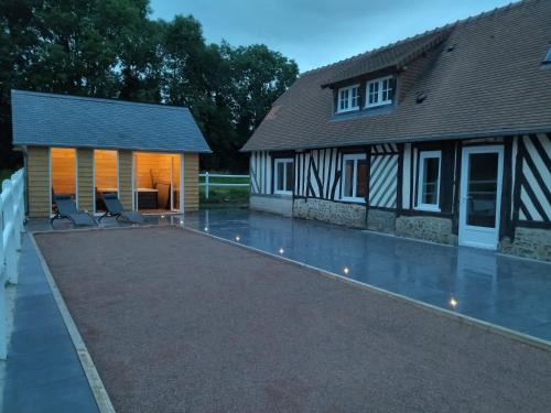 Saint-Pierre-du-Val Casa | Gite Le dorm'eure du Val - SPA