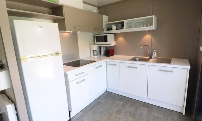 Le Rouget-Pers Cabaña | Gite Le Rouget-Pers, 2 bedrooms, 4 persons