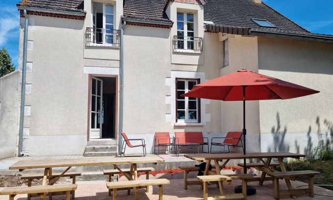 Briare Casa | Gîte les 2 cygnes: a gentle adventure on the banks of the Loire