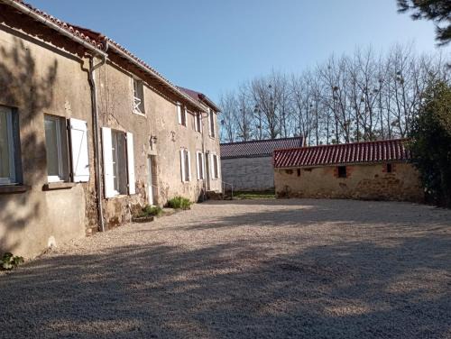 Montravers Casa | Gite Les Hamac's 12 personnes