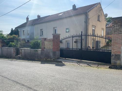 Ville-en-Selve Casa | Gite Maison Bonheur