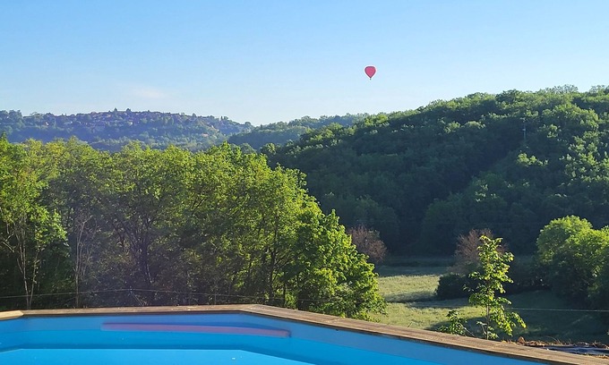Cenac-et-Saint-Julien Casa | Gîte overlooking Domme with private pool and spa
