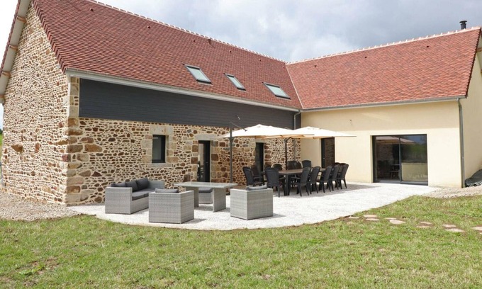 La Chapelle d'Audaine Cabaña | Gite Rives-d'Andaine, 6 bedrooms, 14 persons