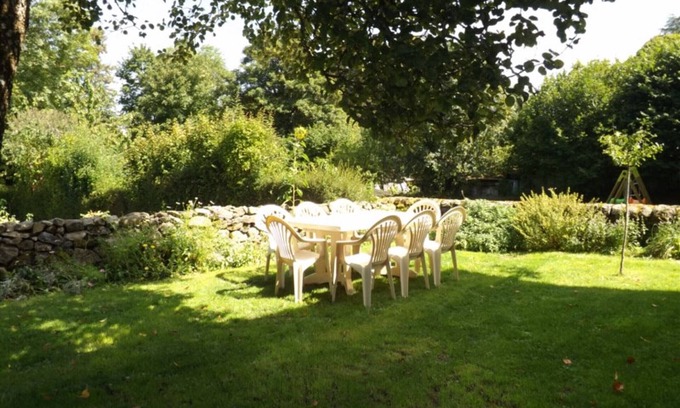Saint-Cirgues-de-Malbert Cabaña | Gite Saint-Cirgues-de-Malbert, 5 bedrooms, 8 persons